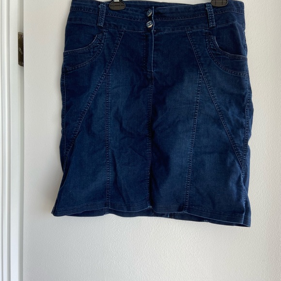 XL clothes - Picture 8 of 10